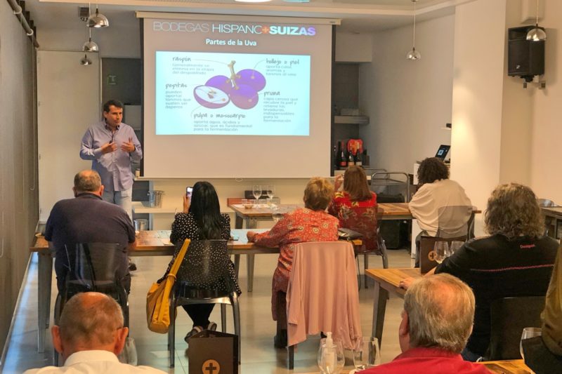 Una cata de uvas para adentrarse en los cavas de Hispano Suizas